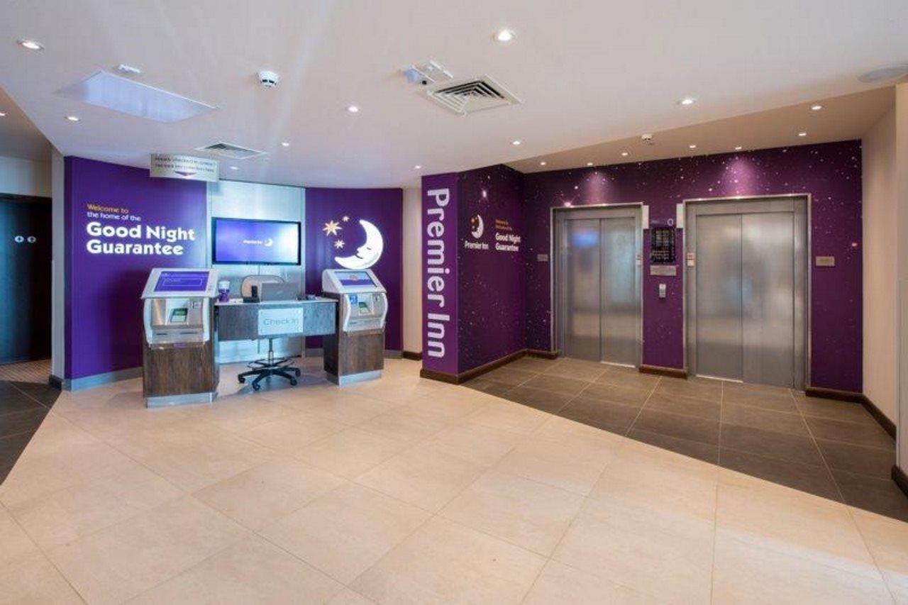 Premier Inn Worthing Seafront Exterior foto